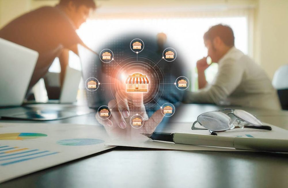 Esta forma de negocios se estima que sufrió menos bajas durante el cierre de la economía. Varios apuestan por marcas conocidas que “garantizan” ventas.