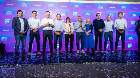 Los Andes | El frente Cambia Mendoza vivió un clima de optimismo, Alfredo Cornejo es el gobernador electo y Hebe Casado la vicegobernadora, le sacaron mas 10 puntos a Omar De Marchi. Foto: Ignacio Blanco / Los Andes