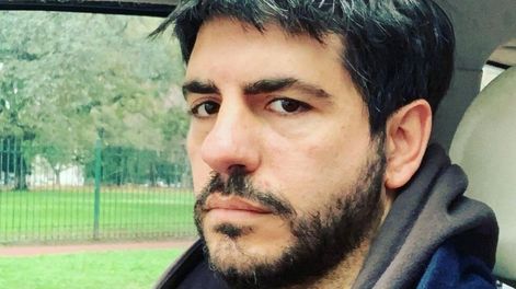 Marco Antonio Caponi enseñó a sus seguidores su nueva guitarra ¡y lo bien que suena!