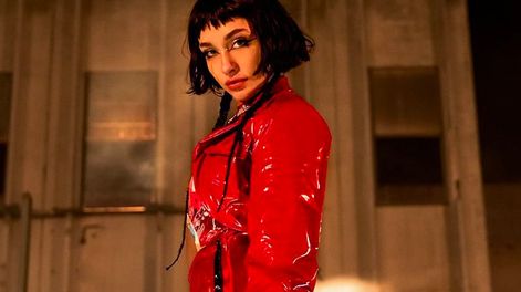 María Becerra en su videoclip para Automático