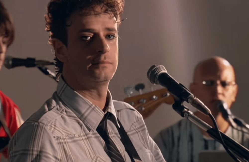 Gustavo Cerati inédito en el videoclip de No te creo