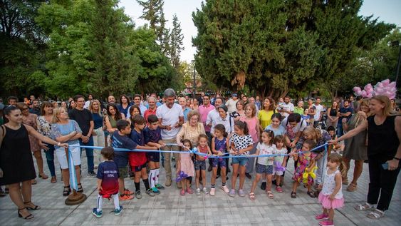 Ulpiano Suarez inauguró la nueva plaza Belgrano junto a vecinos y vecinas de la zona