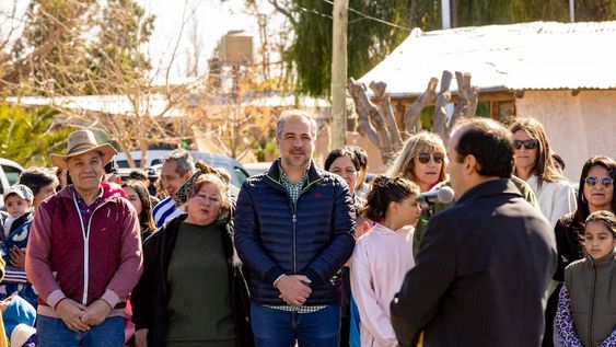 Stevanato inauguró un nuevo espacio deportivo en el Barrio Stein