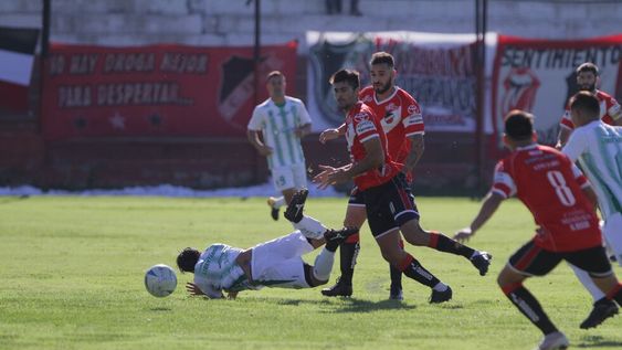 Pura garra: Maipú ganó en el último minuto 