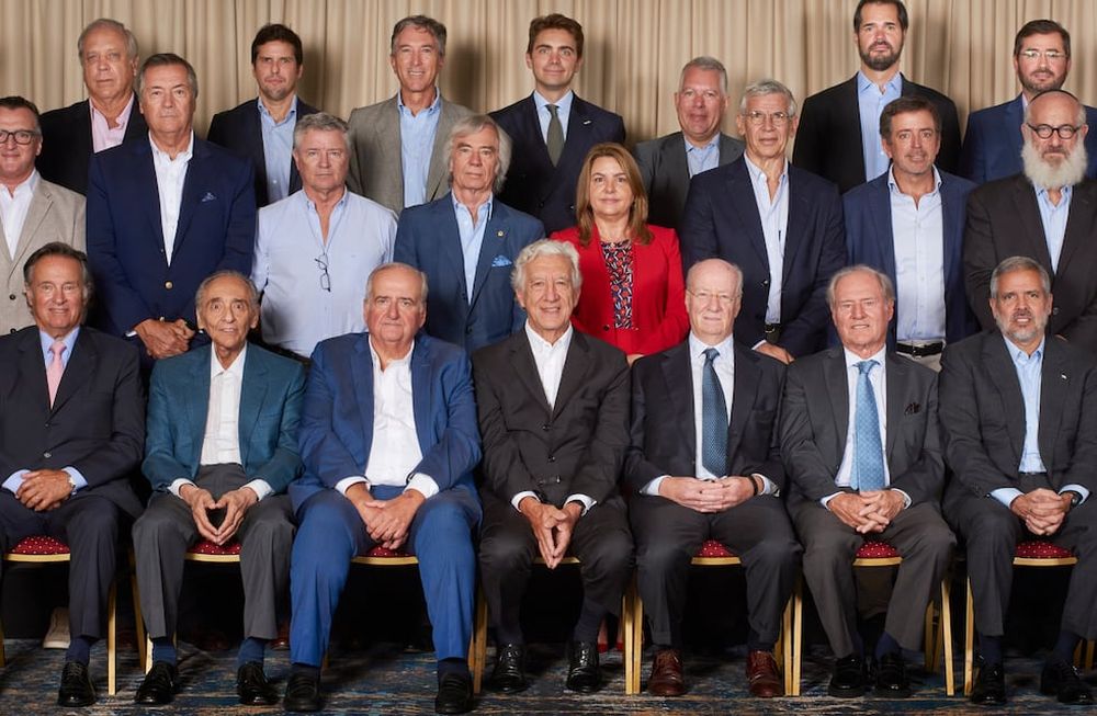 Los empresarios más importantes del país elaboraron un documento con 12 puntos para superar la crisis que vive el país.