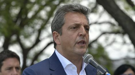 Sergio Massa estará en Mendoza por la llegada del tren de pasajeros a San Martín. - Orlando Pelichotti / Los Andes