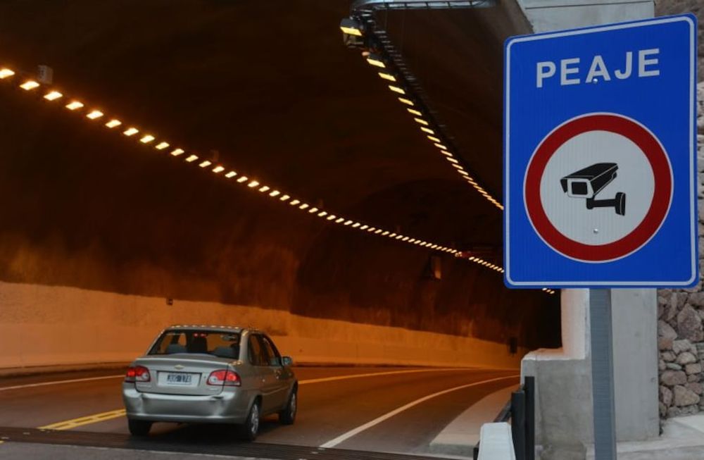 Cómo averiguar si se tiene pagos pendientes por pasar por el túnel de Cacheuta - Potrerillos. Foto: Archivo / Los Andes.