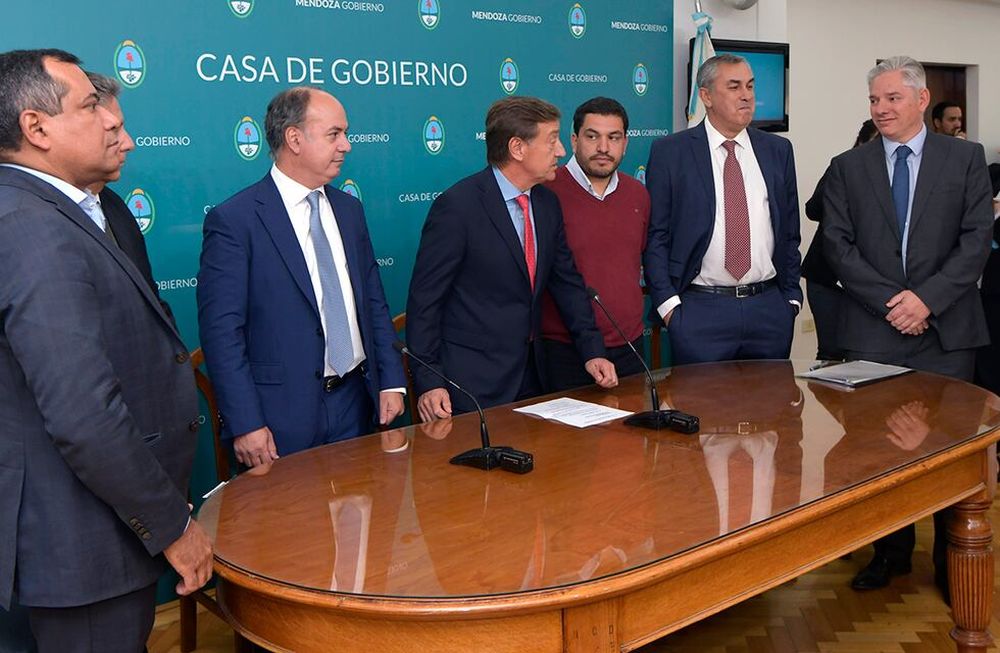 El 12 de setiembre el Gobierno Provincial firmó el acuerdo por Potasio Rio Colorado con inversores para reactivar la mina Potasio Río Colorado, ubicada en Malargüe.Foto: Orlando Pelichotti