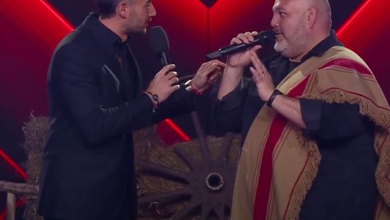 Nico Occhiato impactado por el chiste de un participante de La Voz Argentina.