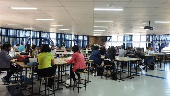 Con puestos para vacunar, las universidades de Mendoza apuestan a la presencialidad plena