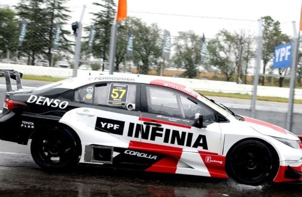 La victoria de la Carrera Clasificatoria fue de Vivian