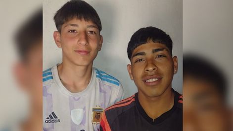 Lucas siempre recibió los cuidados de su hermano Heber, el mayor. | Foto: gentileza