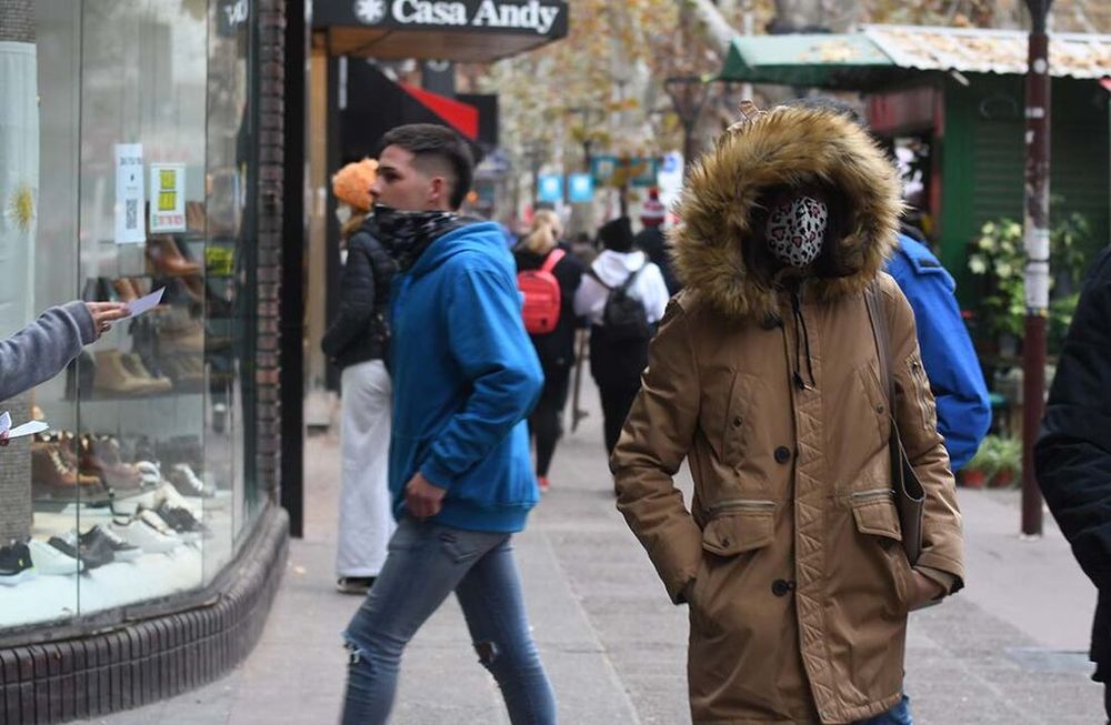 Se espera una temperatura máxima que no superará los 11°C, y una mínima cercana a los 2 grados. Foto: José Gutiérrez / Archivo Los Andes