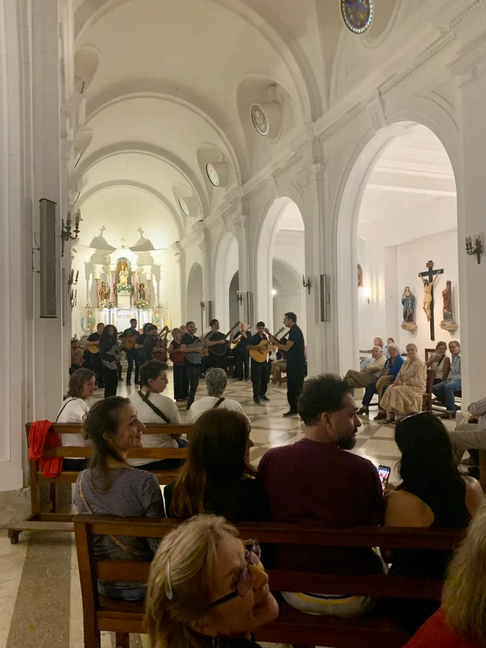 Orquesta Internacional de Guitarras