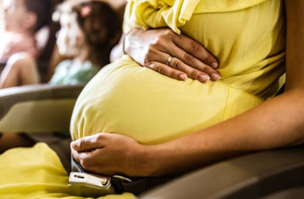 Viajes de larga distancia: consejos para mujeres embarazadas