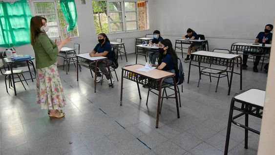 Desde la DGE afirman que la presencialidad ha mostrado en este primer mes que hay poca inasistencia, tanto de estudiantes como de docentes. Foto: Orlando Pelichotti / Los Andes