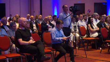 El intendente de Luján de Cuyo aclaró que cualquier avance electoral deberá ser discutido dentro del PRO. En la UCR ven positivo su posible incorporación.