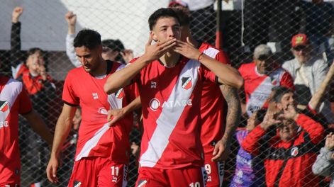 JUAN CRUZ ARNO, responsable de la victoria de Deportivo Maipú sobre Estudiantes de Buenos Aires