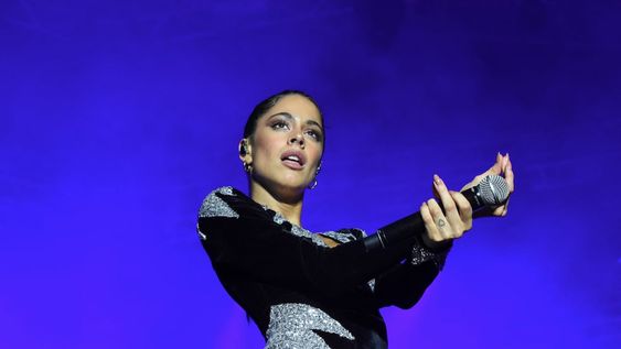 El huracán Tini pasó por Rivadavia Canta al País y arrasó con todo