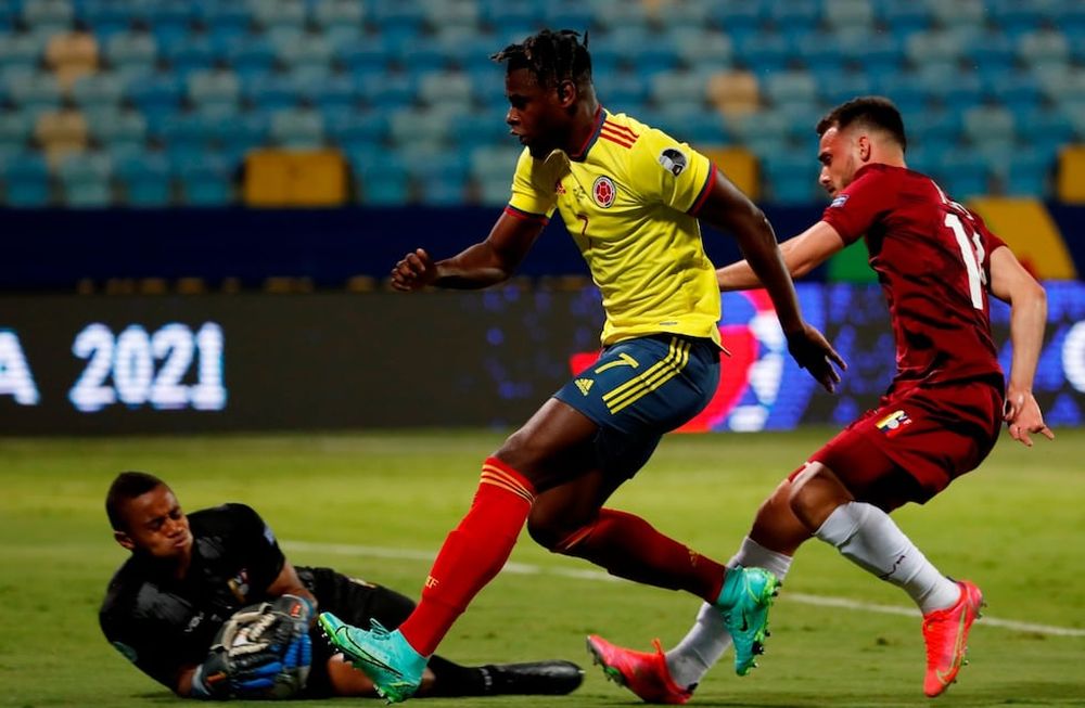 Gracias a la gran actuación de su arquero, la Vinotinto sumó su primer punto en la Copa América y Colombia sumó cuatro puntos.