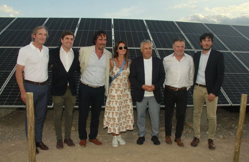 Mendoza Norte inauguró su nuevo Parque Solar este miércoles reafirmando su compromiso con la sustentabilidad. Foto: Fernando Grosso.