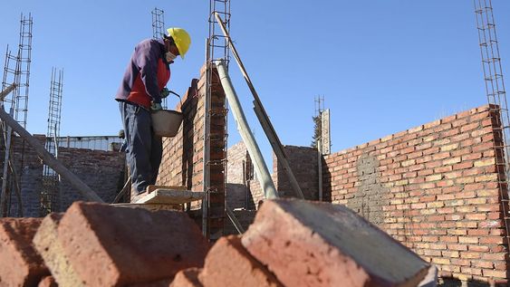 Tanto las nuevas inversiones, como las ampliaciones y refacciones,  bajaron su ritmo en setiembre y octubre. Foto: José Gutiérrez / Los Andes