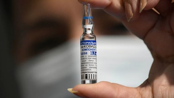 A diferencia de vacunas como Sinopharm o AstraZeneca, el segundo componente de la Sputnik V es diferente al primero - Orlando Pelichotti / Los Andes