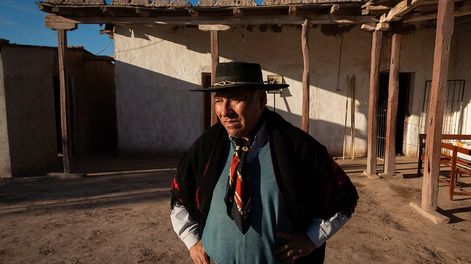 Los Andes | Los habitantes del secano lavallino conservan tradiciones que resaltan en rituales como los festejos en Lagunas del Rosario. Foto: Ignacio Blanco / Los Andes