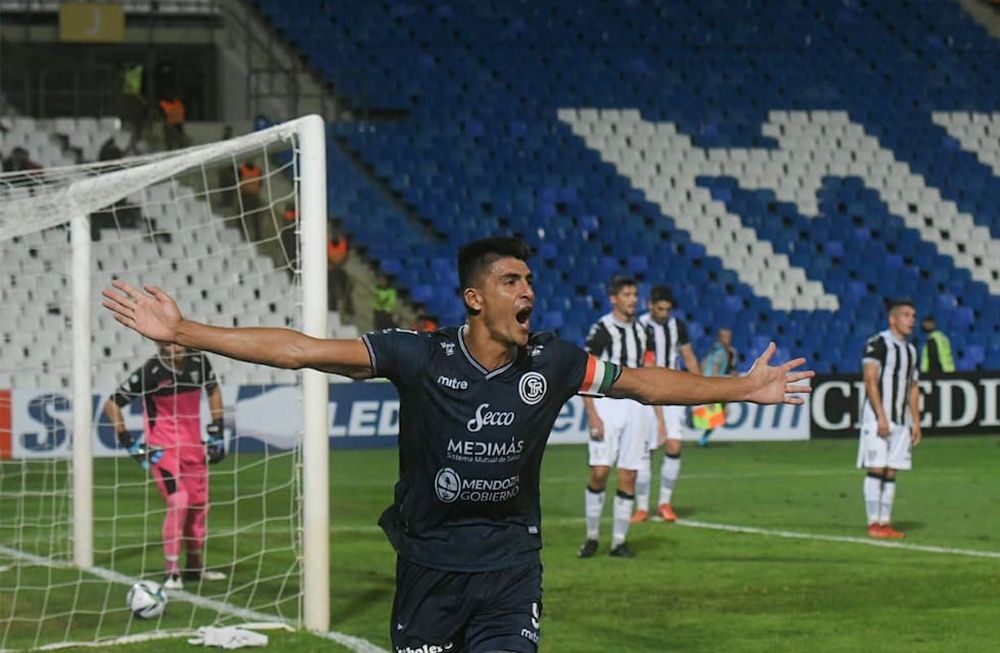 Matías Quiroga fue uno de los heroes Azules que vencieron a Gimnasia y Esgrima por la Copa Argentina, en uno de los clásicos más importantes de la historia. / Gentileza.