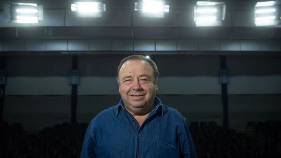 “Propuse entonces que, en vez de crear una dirección, la fundación Acción Social pusiera la estructura, totalmente ad honorem. Archivo