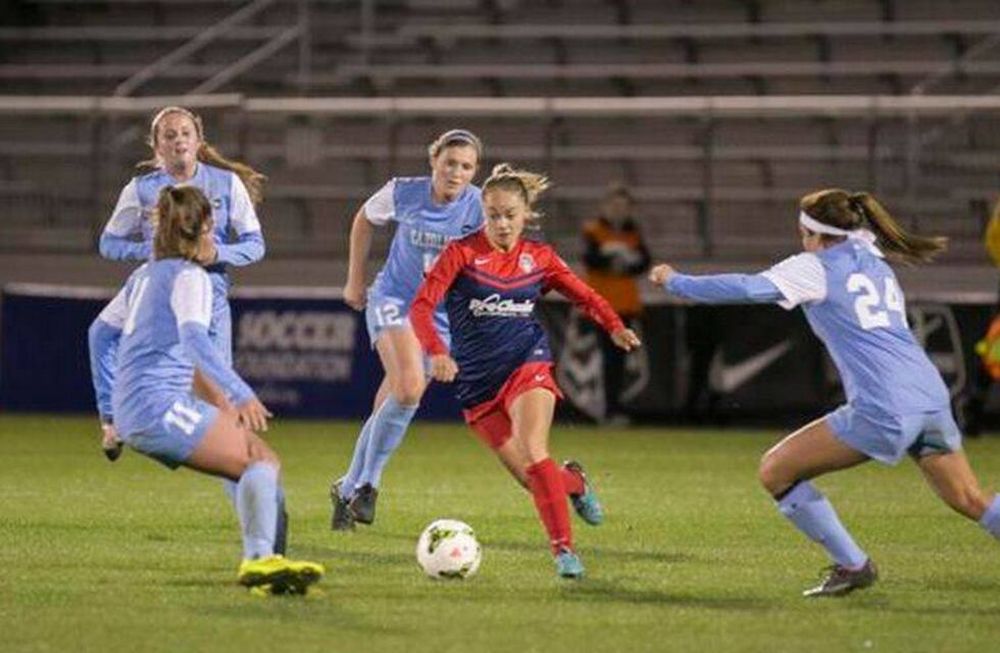 Fútbol femenino: con el gol de la mendocina Estefanía Banini, Spirits volvió a ganar