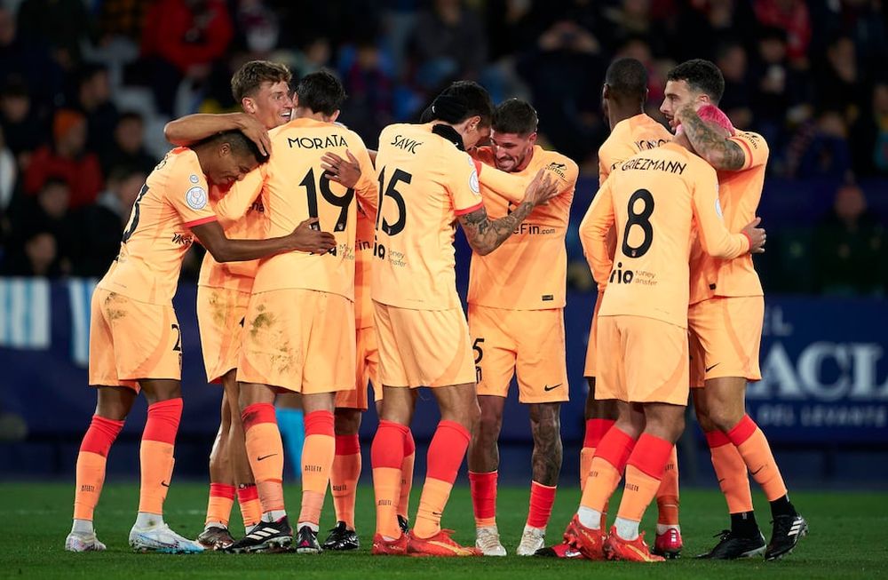 Rodrigo de Paul fue titular y volvió a jugar tras un mes en la victoria del Atlético de Madrid en la Copa del Rey. (@intothecalderon)