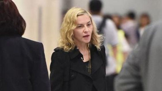 Madonna sin maquillaje y en pantuflas, diosa total
