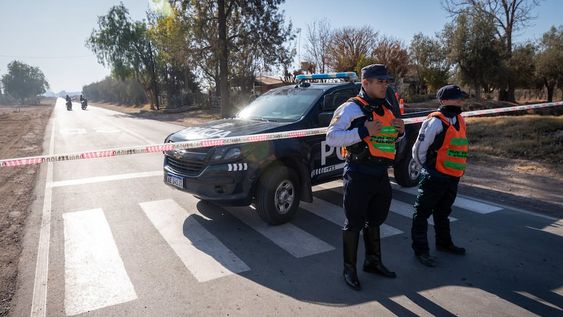 El cadáver de Agostina Trigo estaba en un galpón abandonado en carril Robert, entre carril Norte y Chivilcoy, de Buen Orden. Foto: Ignacio Blanco / Los Andes