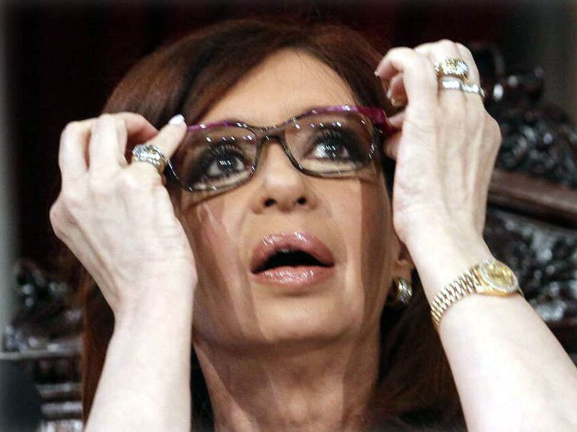 Deudas impagas con candidatos en el aire