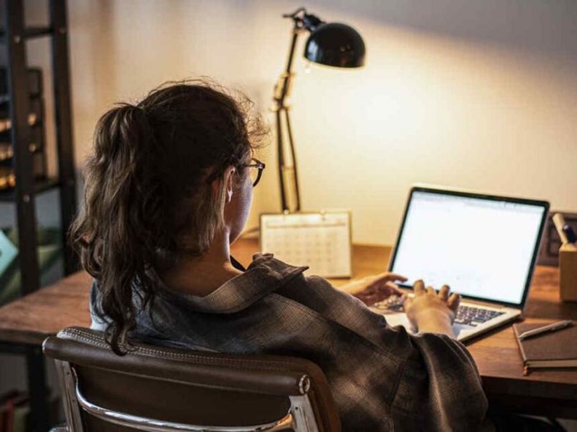 EL GOBIERNO NACINAL RESOLVIÓ APLICAR LA “MODALIDAD PRESENCIAL PROGRAMADA” PARA LOS AGENTES PÚBLICOS, QUE DEBERÁN VOLVER A LAS OFICINAS DESDE EL 1º DE SEPTIEMBRE.