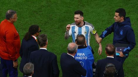 Los Andes | El picante cruce entre Messi y Van Gaal tras la victoria albiceleste: “Vende que juega al fútbol y después te llena de pelotazos al área”. / Foto: Gentileza