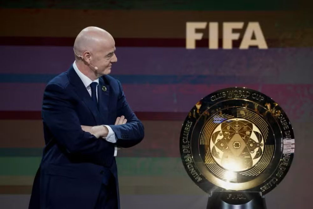 Gianni Infantino, presidente de la FIFA, se rindió a los pies de los hinchas de Boca en el Mundial de Clubes. 