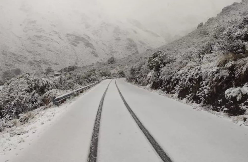 Nevó por primera vez en el año en San Luis