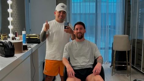 Los Andes | El nuevo look de Lionel Messi. Siempre elegante. / Gentileza.