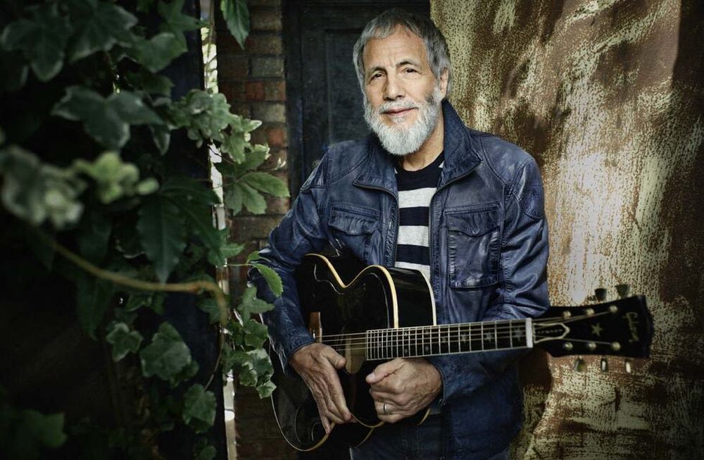 Místico y renovado, Cat Stevens presenta su nuevo disco