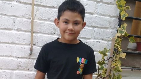 Los Andes | Santiago, de 9 años, enfrenta una dura batalla / Los Andes