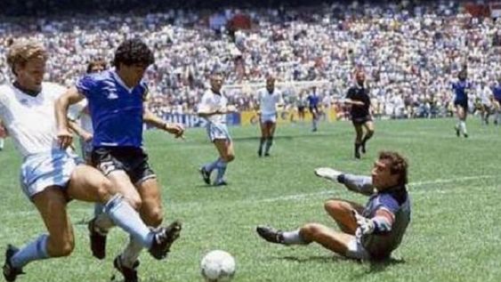 El mejor gol de la historia del fútbol, el segundo de Diego Maradona a Inglaterra en 1986.