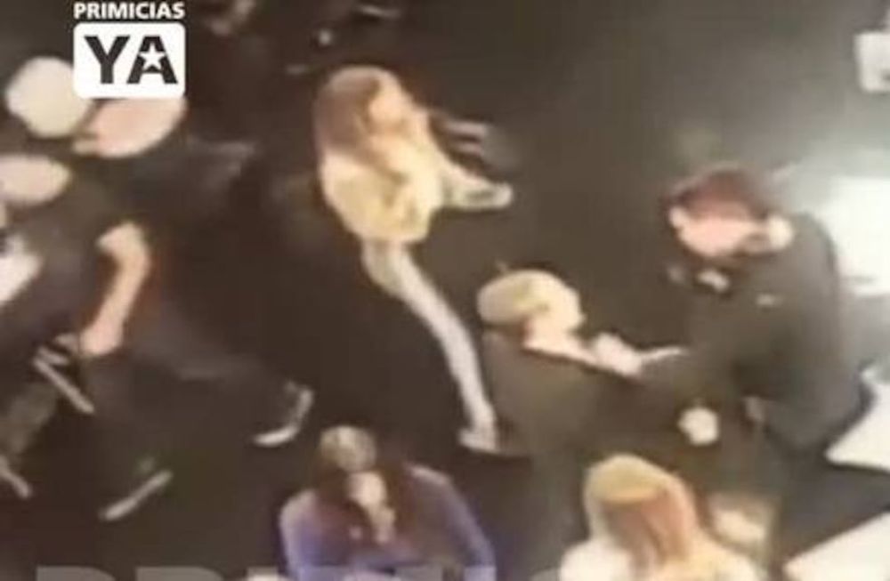 El video donde se ve el supuesto acoso de Ari Paluch a la microfonista &nbsp;