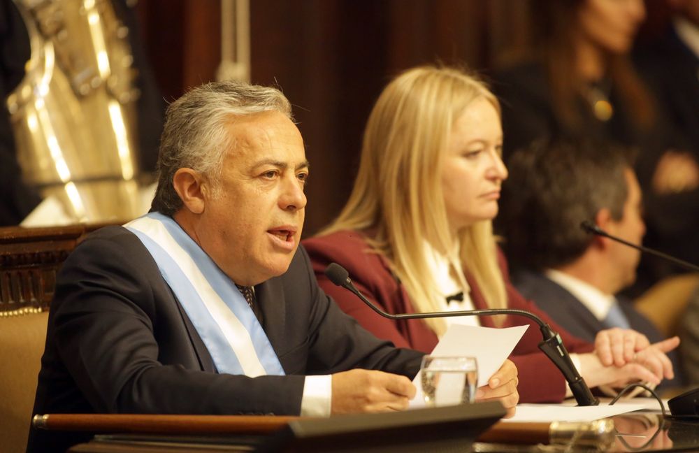 El gobernador Alfredo Cornejo en la Asamblea Legislativa 2025