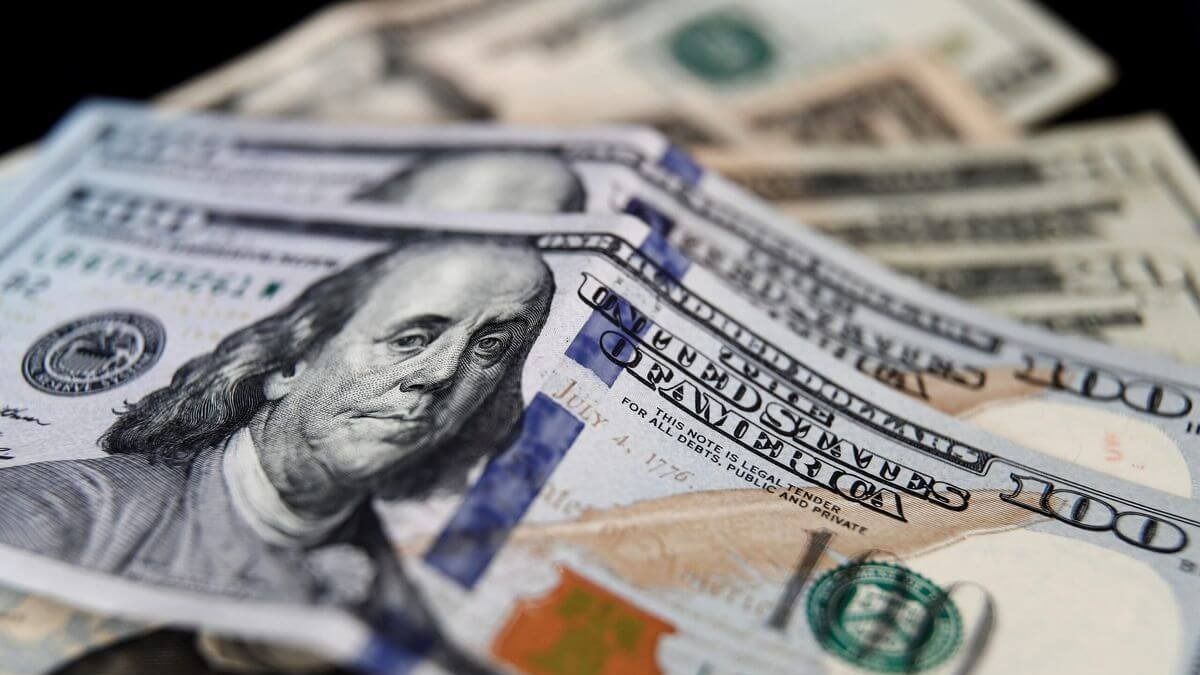 El dólar cerró agosto en alza tras las medidas del Banco Central: cómo es la cotización en cada banco