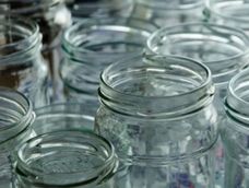 ni especiero ni florero: dos formas de aprovechar los frascos de vidrios vacios, un tesoro que tenes en casa ni especiero ni florero: dos formas de aprovechar los frascos de vidrios vacios, un tesoro que tenes en casa