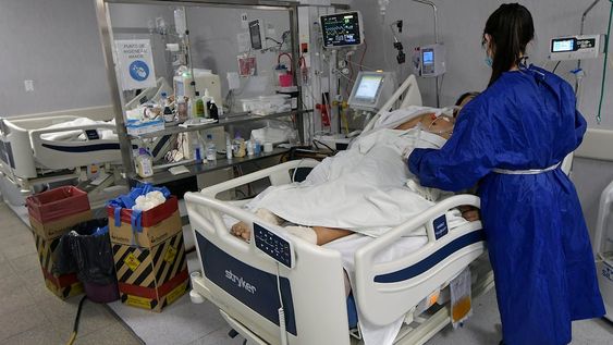 Por primera vez en mucho tiempo, la provincia alcanzó los cinco días consecutivos sin ninguna muerte por coronavirus. Foto: Orlando Pelichotti / Los Andes