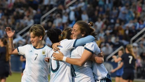 Un grupo de jugadoras presentó una denuncia contra un entrenador que trabaja en la AFA