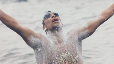 El mejor nadador de aguas abiertas y un desafío casi imposible para honrar a los combatientes de Malvinas